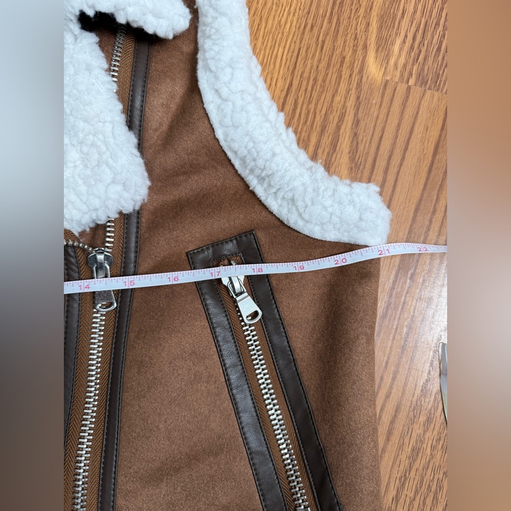 Faux Fur Shearling Women's Vests - Picture 10 of 11